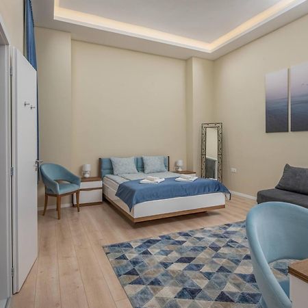 Apartment With 2 Bedrooms Near Gellert Thermal Bath Budapest Exteriör bild