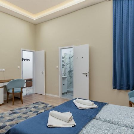 Apartment With 2 Bedrooms Near Gellert Thermal Bath Budapest Exteriör bild