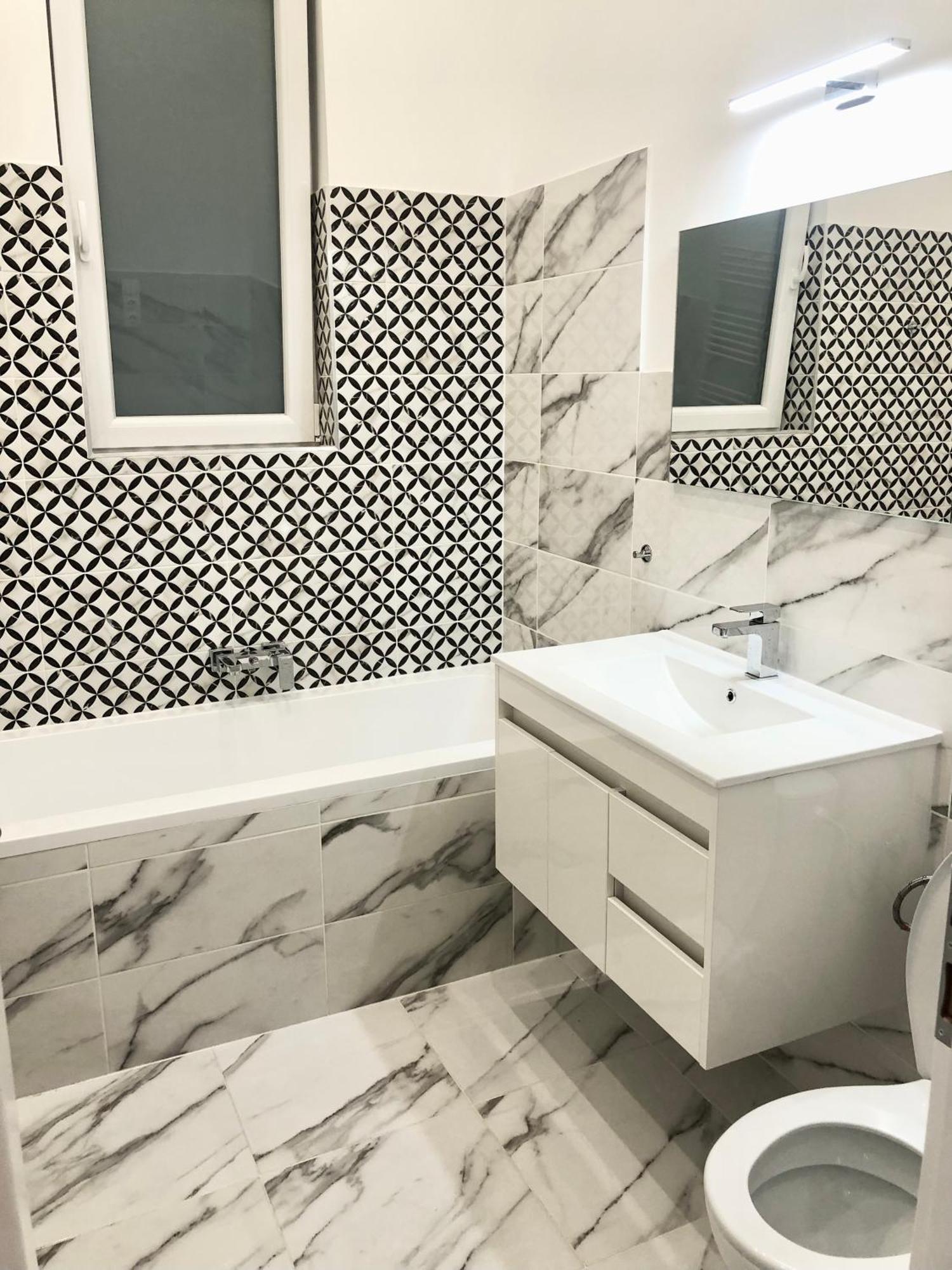 Apartment With 2 Bedrooms Near Gellert Thermal Bath Budapest Exteriör bild