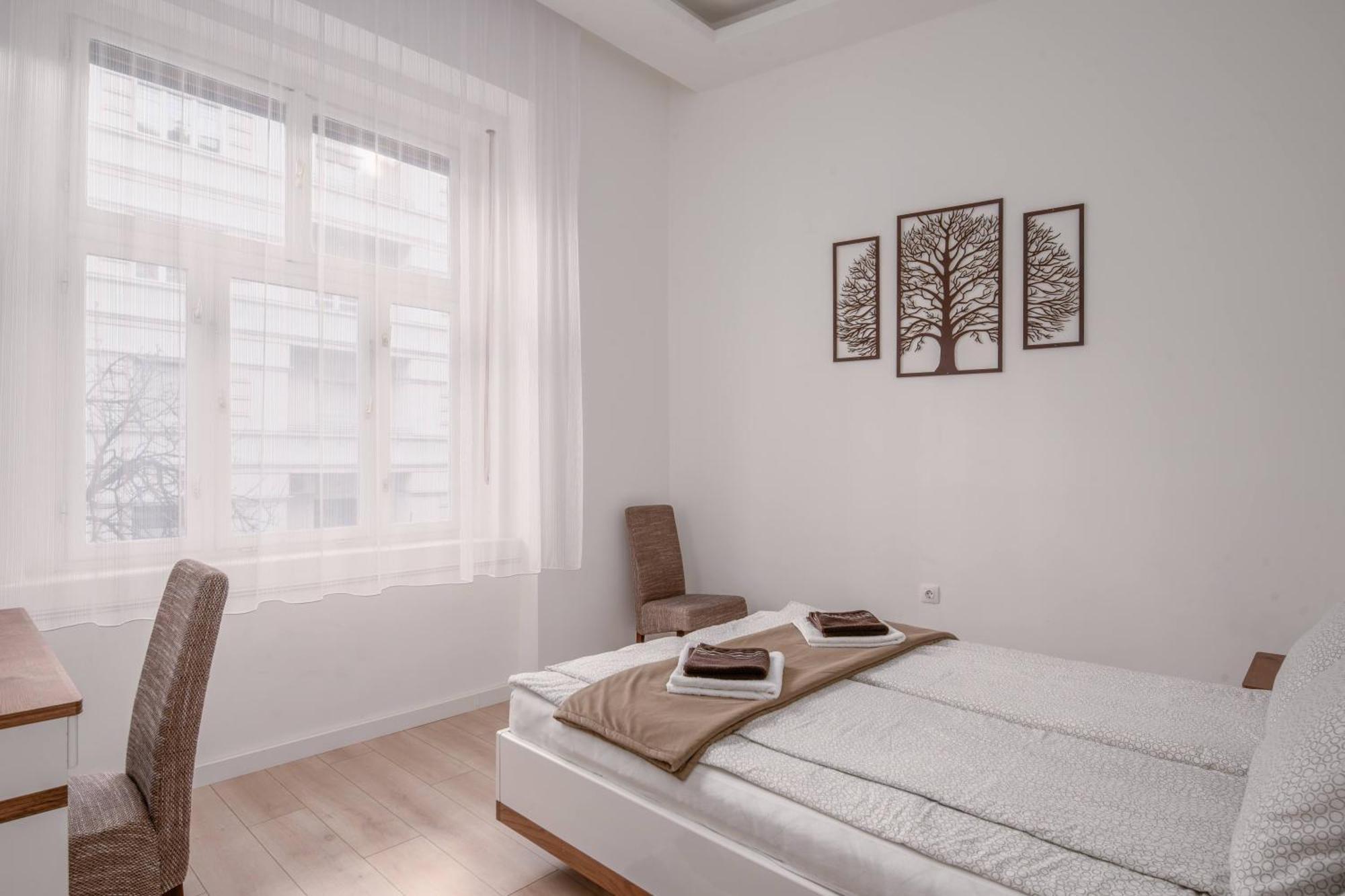 Apartment With 2 Bedrooms Near Gellert Thermal Bath Budapest Exteriör bild
